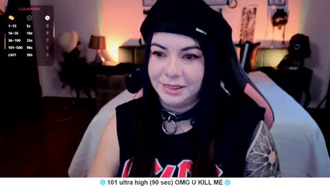 Liah Santos online show from May 8, 1:49 pm