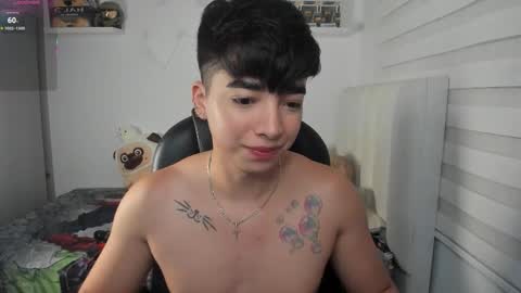 Snapshot of santy7u7 chatting on February 17, 1:40 pm Mr. Santiago online show from February 17, 1:40 pm