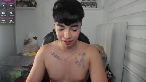 Snapshot of santy7u7 chatting on March 4, 1:28 pm Mr. Santiago online show from March 4, 1:28 pm