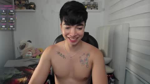 Snapshot of santy7u7 chatting on March 20, 1:05 pm Mr. Santiago online show from March 20, 1:05 pm