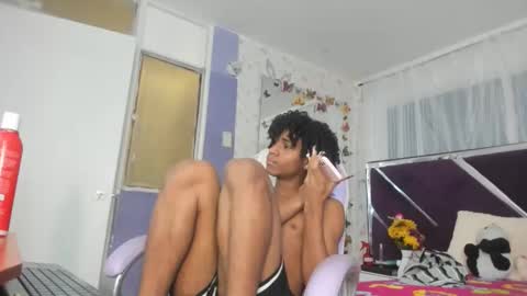 santy online show from November 24, 3:28 am