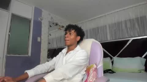 santy online show from March 22, 2:37 am