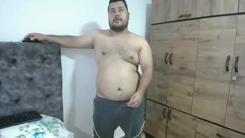 Snapshot of santy_gold chatting on September 13, 7:02 pm Santiago online show from September 13, 7:02 pm