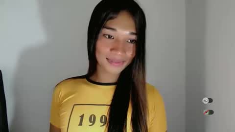 sanya_morenaxx online show from April 2, 8:34 am