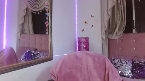 Saori Evans  online show from November 5, 12:43 am