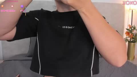 Saori  online show from February 2, 11:42 am