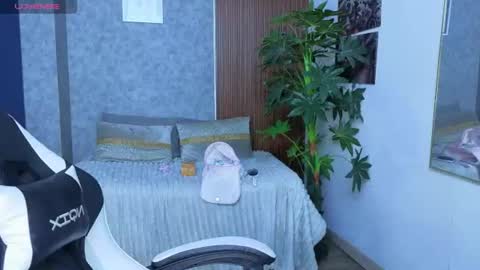 saphi online show from July 12, 3:14 pm