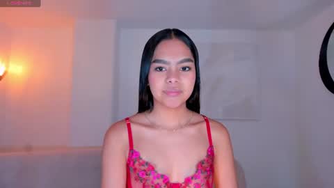 Saphira James online show from June 25, 5:12 am
