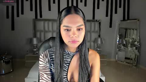 Saphira James online show from July 19, 2:48 am