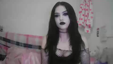 Snapshot of saphirerose1 chatting on November 6, 11:04 pm Sapphire online show from November 6, 11:04 pm