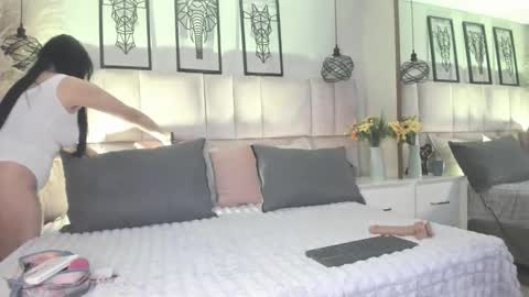  SARA  online show from September 17, 12:29 pm