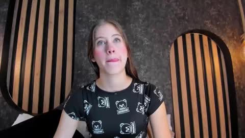 sara__jones_ online show from December 26, 11:54 am