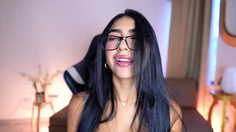 Snapshot of sara_albrecht chatting on December 30, 3:46 pm Sara online show from December 30, 3:46 pm