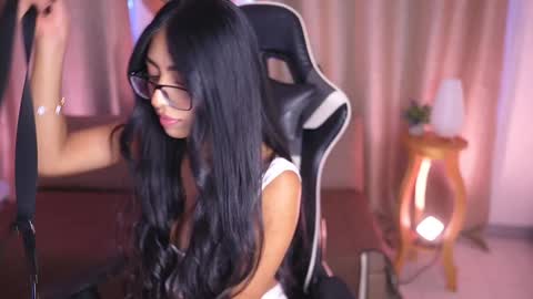 Snapshot of sara_albrecht chatting on January 29, 1:17 pm Sara online show from January 29, 1:17 pm