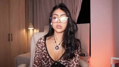 Sara  online show from July 29, 1:48 am