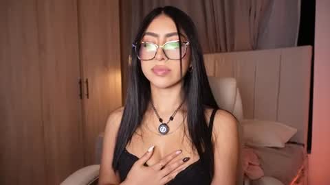 Sara  online show from August 5, 12:46 am