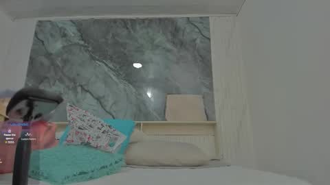 Snapshot of sara_allenx chatting on October 26, 11:49 am sara allenx online show from October 26, 11:49 am