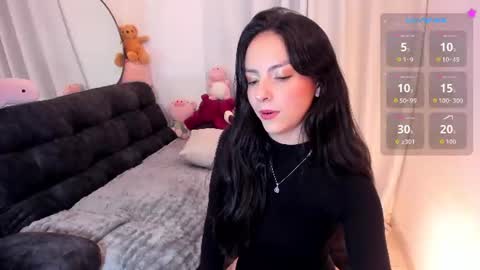 Sara  online show from July 7, 7:56 am