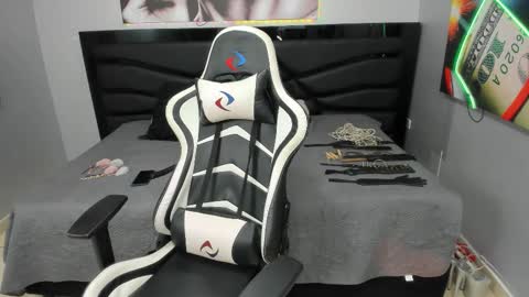 sara_bdsm online show from November 2, 2:30 pm