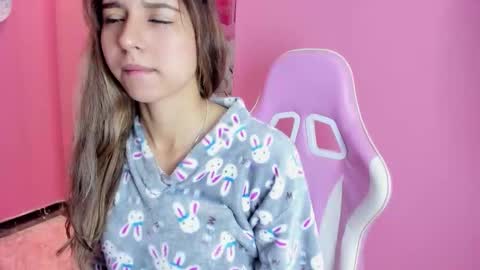 sara_connor01 online show from March 11, 1:06 pm