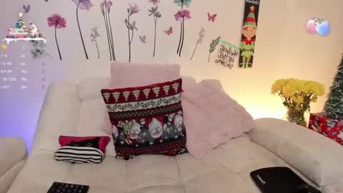 Sara Crowe online show from January 6, 5:30 am