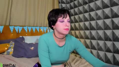 Sarah online show from October 5, 1:48 am