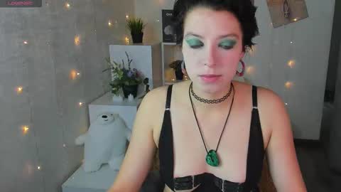 Sarah online show from October 17, 1:09 am