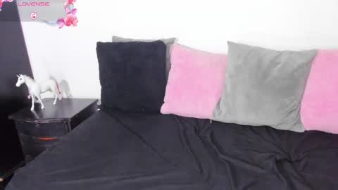 sara gonzalez online show from September 14, 10:09 pm