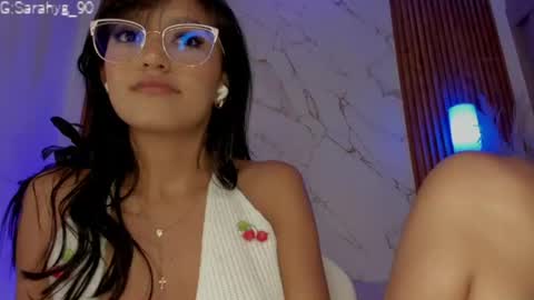 S A R A online show from June 11, 2:53 am