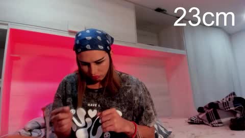 sara_hunter1 online show from October 22, 11:48 pm