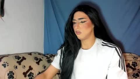 Snapshot of sara_hunter12 chatting on November 26, 11:33 am sara_hunter12 online show from November 26, 11:33 am