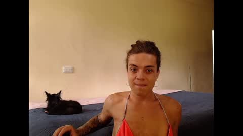 sara_johnson__ online show from January 22, 3:07 pm