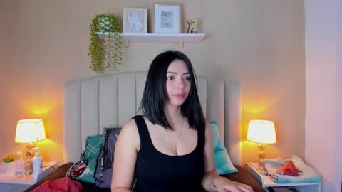 Sarita  online show from March 25, 1:39 pm