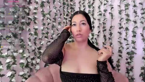 Snapshot of sara_kurt chatting on October 1, 2:23 pm Sara online show from October 1, 2:23 pm