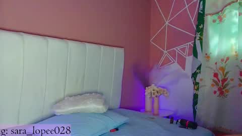 sara_lopee1 online show from February 23, 12:16 pm