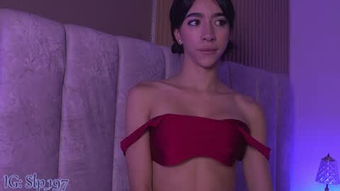 Snapshot of sara_lopee1 chatting on April 18, 12:20 pm sara_lopee1 online show from April 18, 12:20 pm