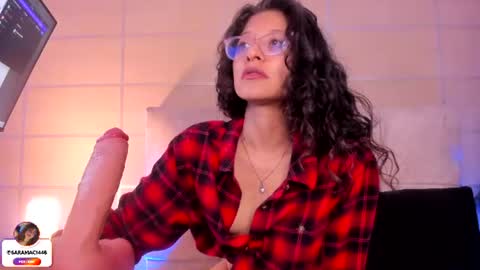 Sara  online show from July 24, 3:32 pm