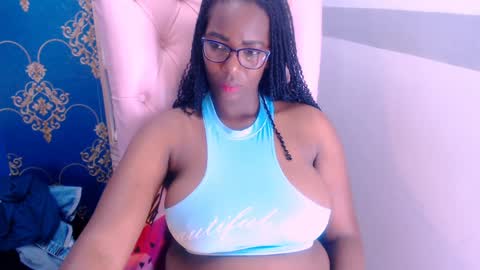 Snapshot of sara_marks chatting on January 25, 12:58 pm S A R A online show from January 25, 12:58 pm