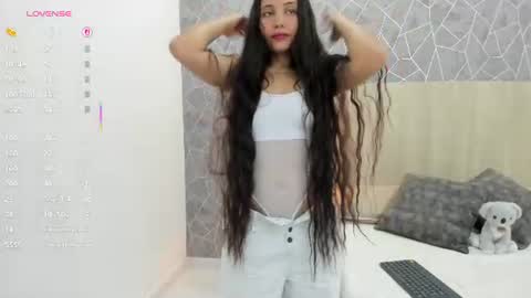Sara online show from June 11, 12:58 pm