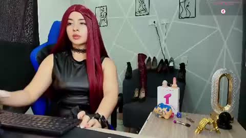 Sara online show from July 1, 6:07 pm
