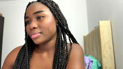 Sara online show from March 28, 5:40 am