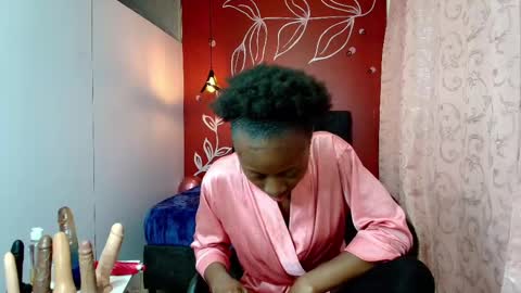 S A R A online show from February 7, 2:04 pm