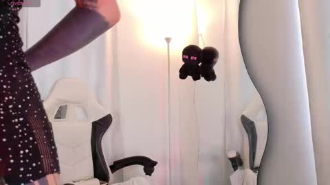 Sara online show from February 26, 6:40 pm