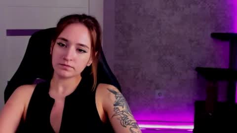 Snapshot of sara_rossse chatting on March 5, 9:44 pm Sara online show from March 5, 9:44 pm