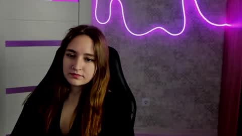 Snapshot of sara_rossse chatting on March 25, 11:00 pm Sara online show from March 25, 11:00 pm