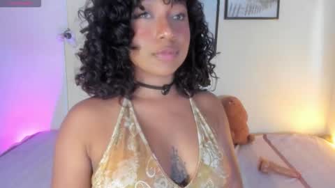 sara sofia online show from January 7, 8:55 pm