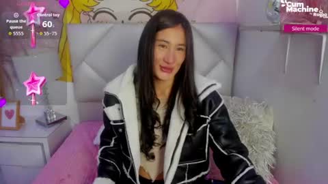 Sara  online show from June 16, 5:48 pm