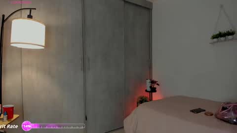 Snapshot of sara_sweett9 chatting on May 8, 10:48 pm sara_sweett9 online show from May 8, 10:48 pm