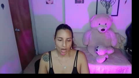 Snapshot of sara_thompson01 chatting on March 18, 5:10 am SARA online show from March 18, 5:10 am