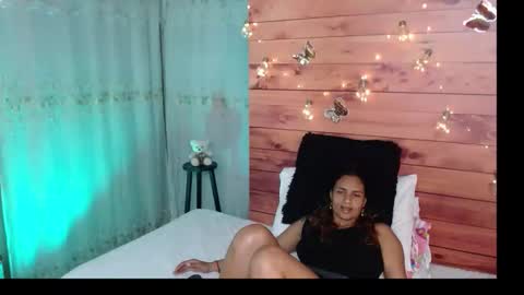 Snapshot of sara_thompson01 chatting on March 20, 4:50 am SARA online show from March 20, 4:50 am